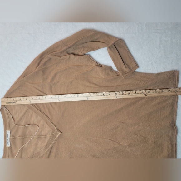 Free People We The Free On My Mind V Neck Shirt Long Sleeve Sz XS Light Earth - Picture 6 of 16